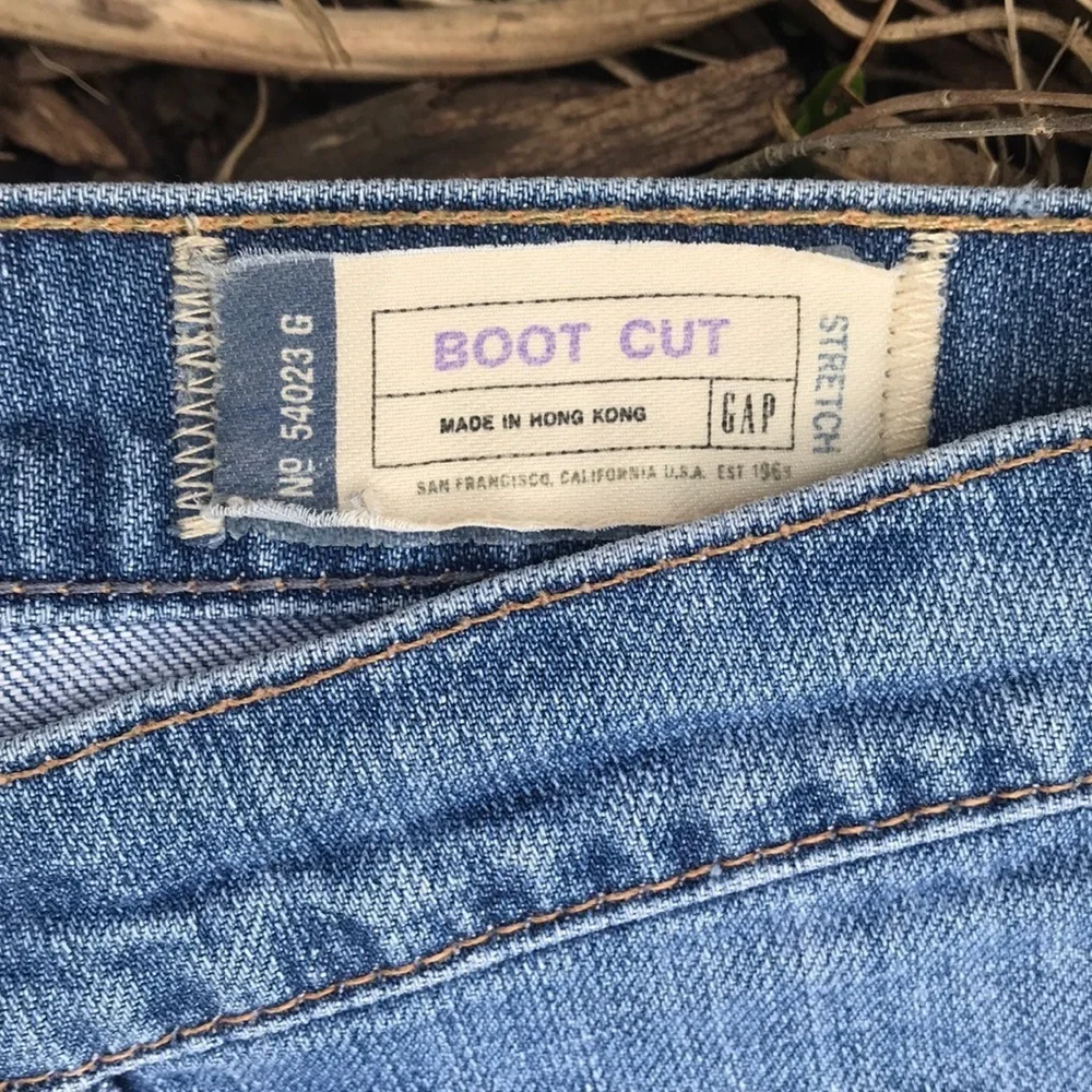 Gap Boot Cut. 10 Regular